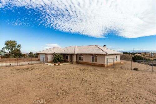 8605 Cantel Ct, Oak Hills, CA, 92344-0813 | Card Image