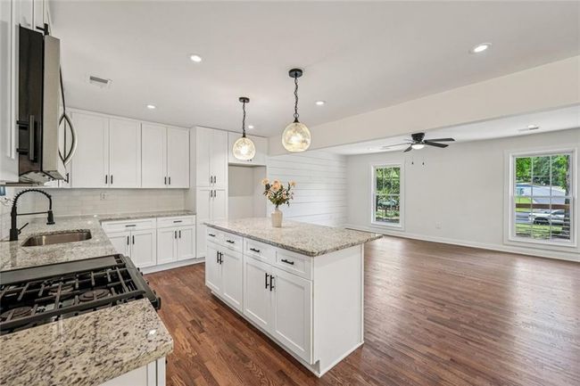 4363 Old Mabry Rd Ne, House other with 4 bedrooms, 3 bathrooms and 6 parking in Roswell GA | Image 17