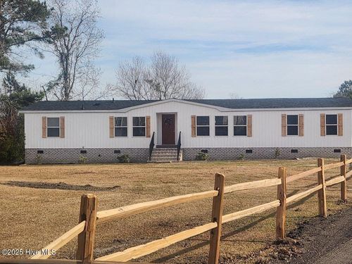 108-2 Jenkins Rd, Jacksonville, NC, 28540-9445 | Card Image