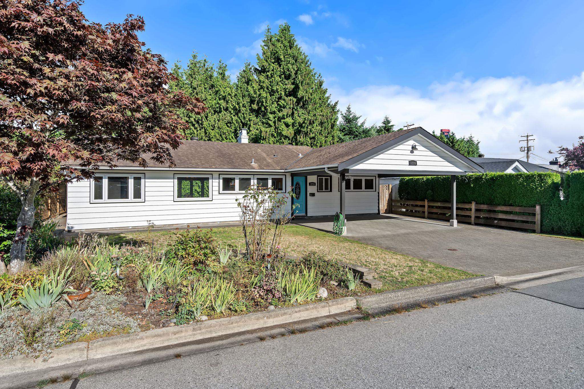 Residential in North Vancouver 4
