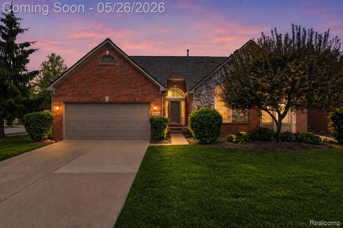 3550 Lexington Dr, Auburn Hills, MI, 48326-3978 | Card Image