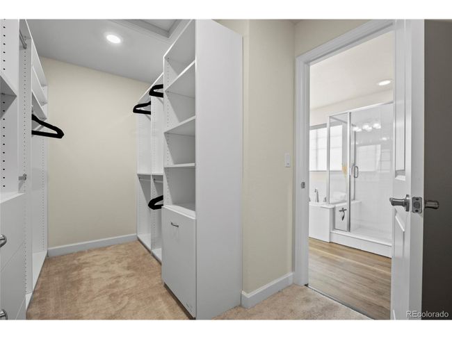 7166 S Vandriver Way, House other with 6 bedrooms, 5 bathrooms and null parking in Aurora CO | Image 26