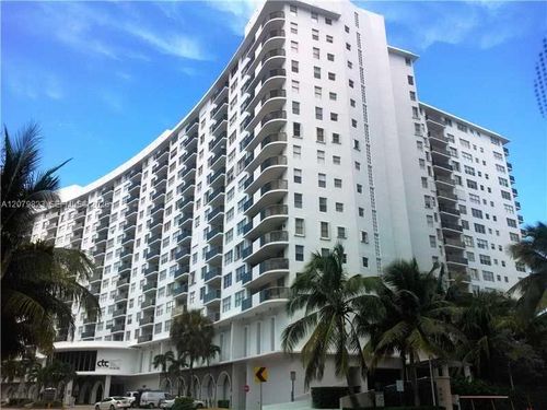 534-6039 Collins Ave, Miami Beach, FL, 33140-2203 | Card Image