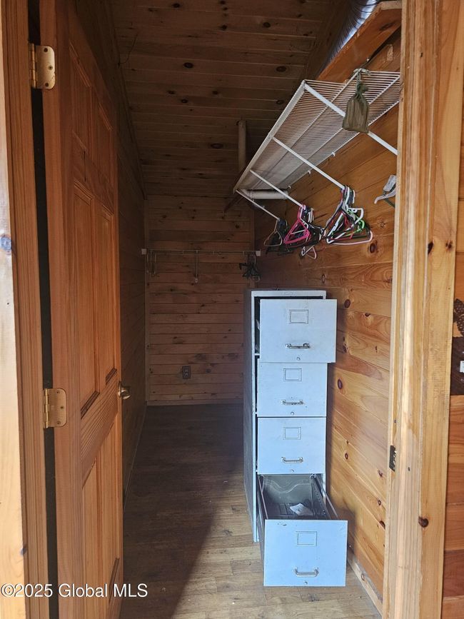 336 Pease Hill Rd, House other with 2 bedrooms, 1 bathrooms and 3 parking in Brant Lake NY | Image 4