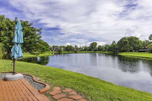 169-9119 Limetree Ln, Pembroke Pines, FL, 33024-4627 | Card Image