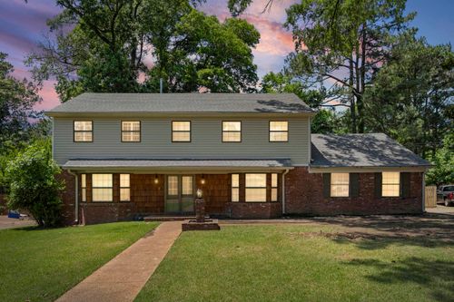 1595 Poplar Estates Pkwy, Germantown, TN, 38138-1831 | Card Image