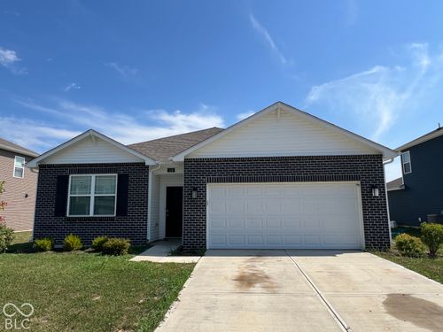 129 Hunters Ridge Dr, Danville, IN, 46122-9095 | Card Image
