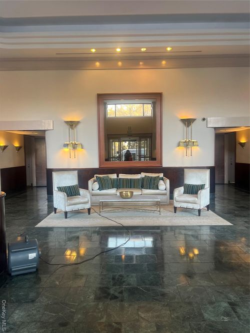 apt-2q-35 N Chatsworth Ave, Larchmont, NY, 10538-1955 | Card Image