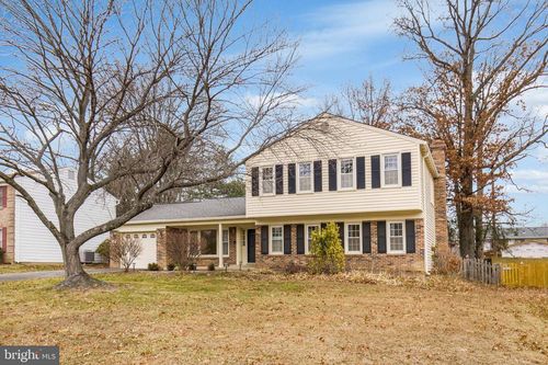 15 Butternut Way, STERLING, VA, 20164-2124 | Card Image