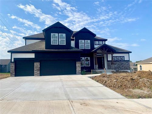 1011 Poplar Ln, Liberty, MO, 64068-4362 | Card Image