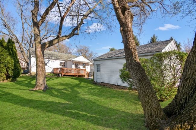 219 S Coolidge St, House other with 3 bedrooms, 2 bathrooms and 2 parking in Normal IL | Image 4