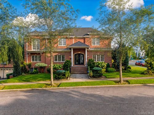 150-50 6th Ave, Whitestone, NY, 11357 | Card Image