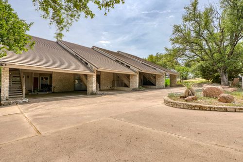 123 Lost Spur, Horseshoe Bay, TX, 78657-5998 | Card Image