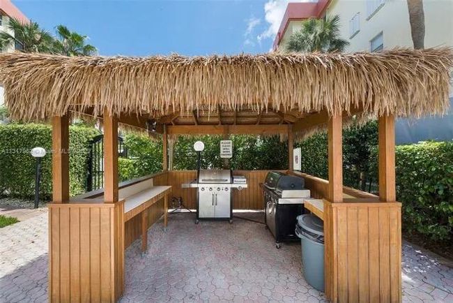 APT-432C - 5300 Ne 24 Th Ter, Condo with 2 bedrooms, 2 bathrooms and null parking in Fort Lauderdale FL | Image 13