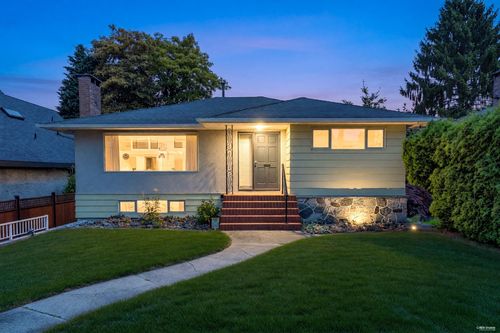 6730 6th Street, Burnaby, BC, V5E3S7 | Card Image