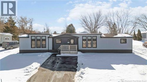 61 Moss Lane, Riverview, NB, E1B5A9 | Card Image