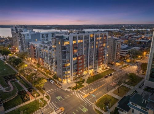 310-309 W Washington Avenue, Madison, WI, 53703 | Card Image