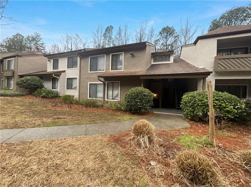 843 Seasons Pkwy, Norcross, GA, 30093-3128 | Card Image