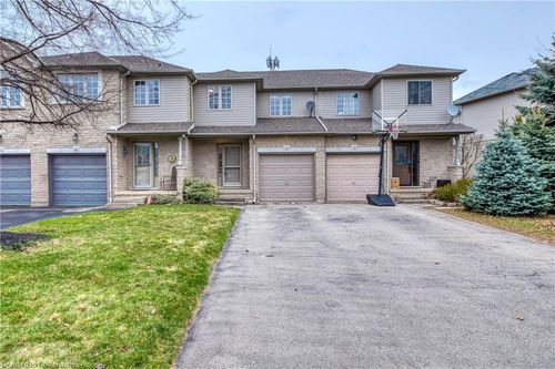 39 Foxborough Dr, Ancaster, ON, L9G4Y9 | Card Image