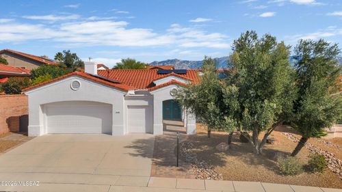 13892 N Embassy Drive, Oro Valley, AZ, 85755 | Card Image