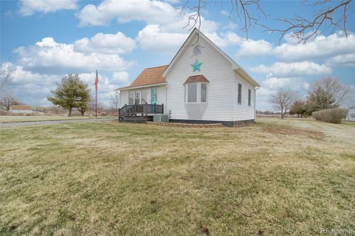 13974 Carleton West Rd, Carleton, MI, 48117-9188 | Card Image