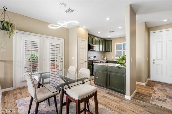 10276 Cherry Brook St, House other with 3 bedrooms, 3 bathrooms and null parking in Las Vegas NV | Image 10