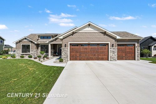 8836 Copper Ct, Freeland, MI, 48623-9336 | Card Image