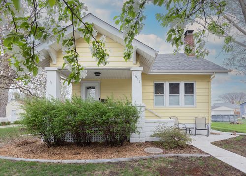 1811 34th St, Rock Island, IL, 61201-4848 | Card Image