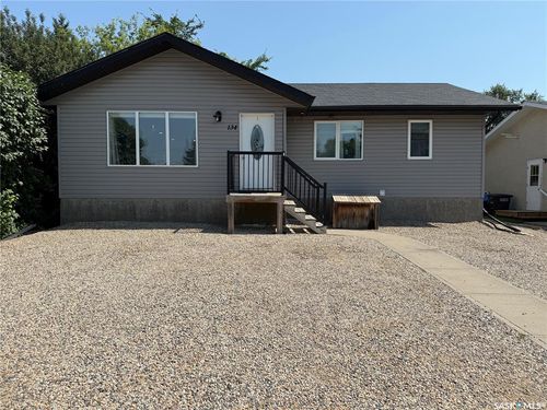 134 10th St, Humboldt, SK, S0K2A0 | Card Image