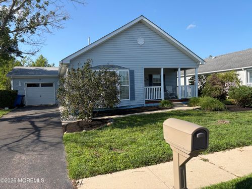 66 Perrys Ln, Manahawkin, NJ, 08050-6032 | Card Image