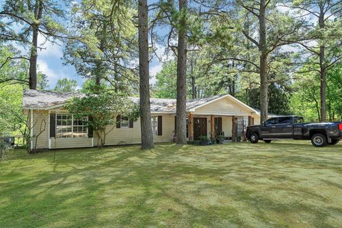 a-e-88 Gazebo St, Huntsville, TX, 77340-2205 | Card Image