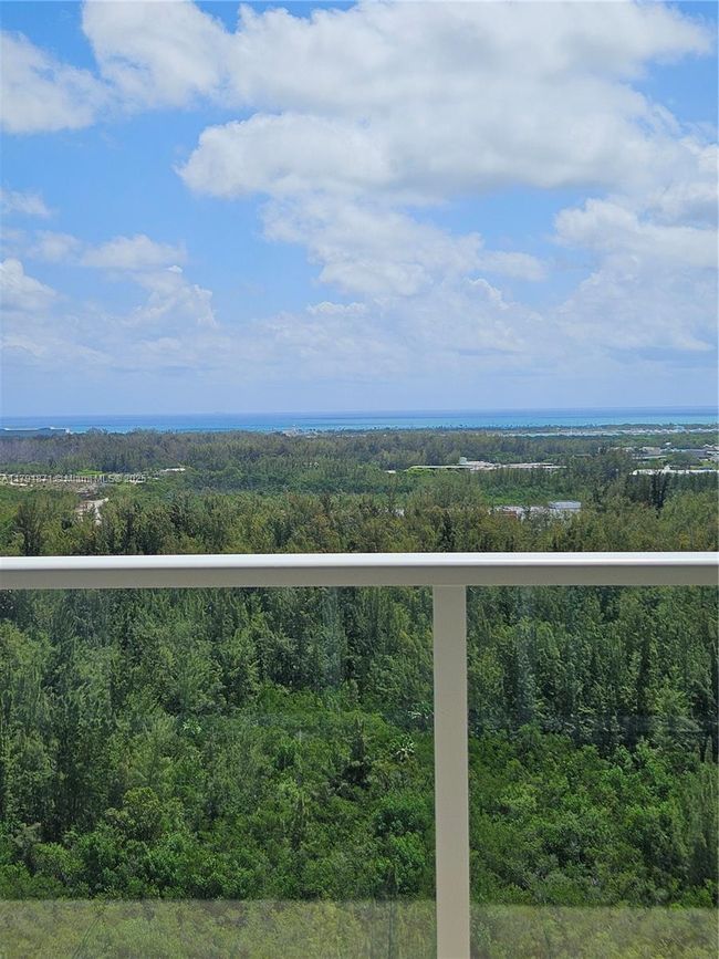 APT-2202 - 15051 Royal Oaks Ln, Condo with 2 bedrooms, 3 bathrooms and null parking in North Miami FL | Image 26