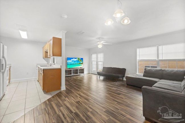 552 Wingspan Way, House other with 3 bedrooms, 3 bathrooms and 1 parking in Crestview FL | Image 5