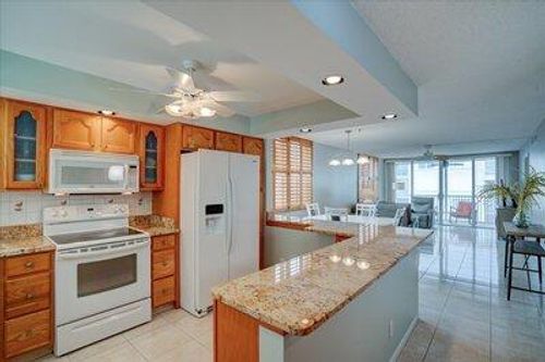 apt-a301-2018 S Federal Hwy, Boynton Beach, FL, 33435-6918 | Card Image