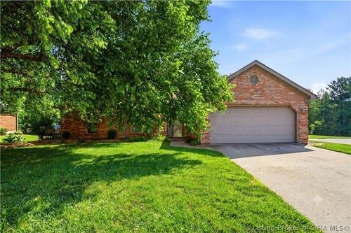 3103 Koehler Pl, New Albany, IN, 47150-9580 | Card Image