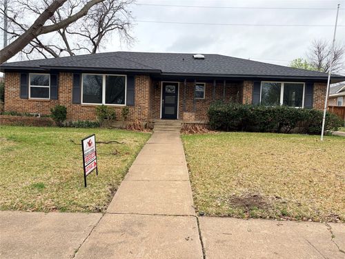 321 Duke St, Garland, TX, 75043-2219 | Card Image