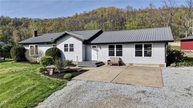 10913 Us Route 62, House other with 5 bedrooms, 2 bathrooms and null parking in Killbuck OH | Image 41