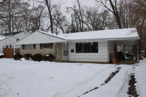 3190 Kenny Road, Columbus, OH, 43221 | Card Image