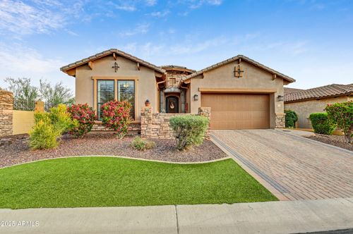 9155 E Leonora St, Mesa, AZ, 85207-2581 | Card Image