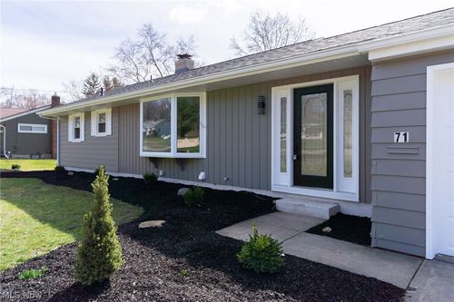 71 Hilltop Blvd, Canfield, OH, 44406-1219 | Card Image