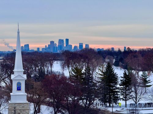 apt-502-7600 Golden Valley Rd, Golden Valley, MN, 55427-4559 | Card Image