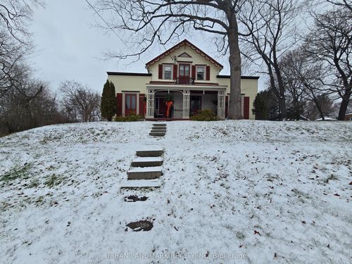 210 St Lawrence St E, Madoc, ON, K0K2K0 | Card Image