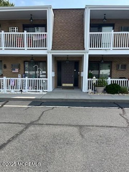 h21-119 Avery Ave, Long Branch, NJ, 07740-5679 | Card Image