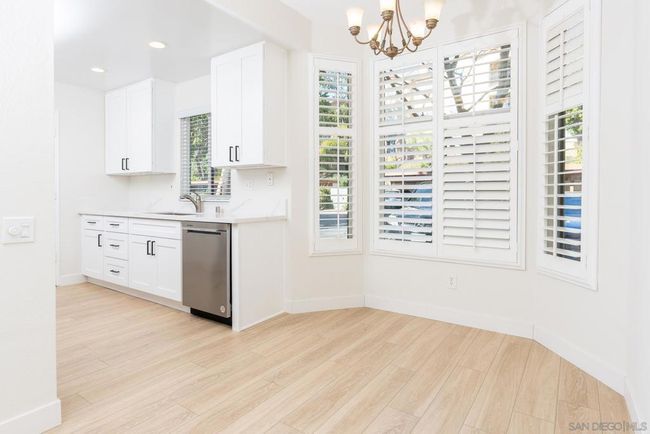 UNIT-95 - 4045 Carmel View Rd, Condo with 2 bedrooms, 2 bathrooms and 1 parking in San Diego CA | Image 4