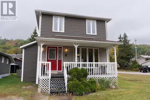 8 Pine St, Thorne, ON, P0H2J0 | Card Image