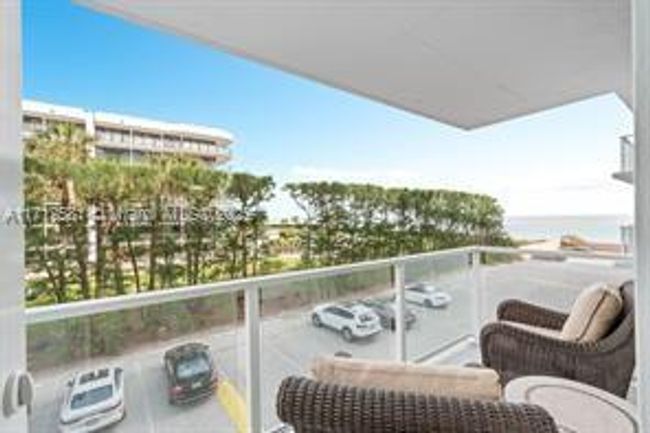 2030 - 3450 S Ocean Blvd, Condo with 2 bedrooms, 2 bathrooms and null parking in Palm Beach FL | Image 17