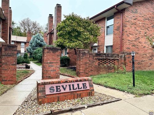 3002 Sw Lydia Ave, Topeka, KS, 66614-2958 | Card Image