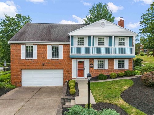 3431 Forest Rd, Bethel Park, PA, 15102-1419 | Card Image
