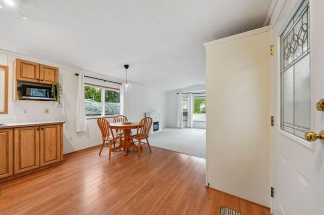 11 - 12868 229 Street, House other with 2 bedrooms, 1 bathrooms and 2 parking in Maple Ridge BC | Image 5