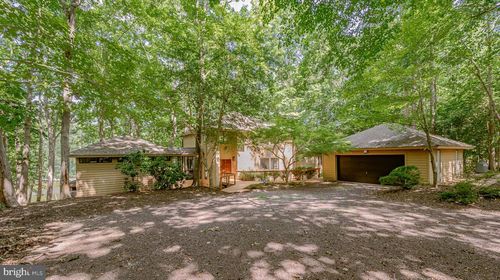 941 Wilton Coves Dr, Hartfield, VA, 23071-3059 | Card Image